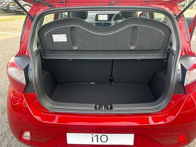 Hyundai I10 1.0 Advance Hatchback 5dr Petrol Manual Euro 6 (s/s) (63 ps) Red