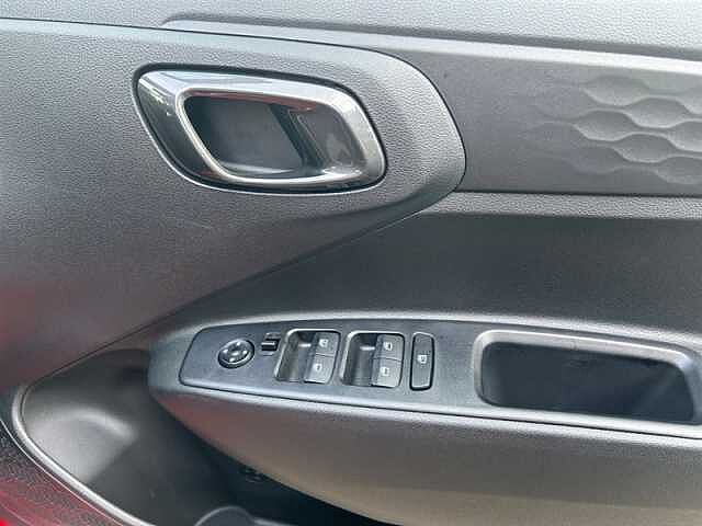 Hyundai I10 1.0 Advance Hatchback 5dr Petrol Manual Euro 6 (s/s) (63 ps) Red