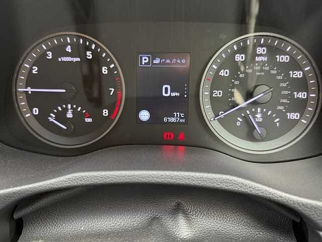 Hyundai TUCSON 1.6 T-GDi GO! SE SUV 5dr Petrol DCT Euro 6 (177 ps) Grey