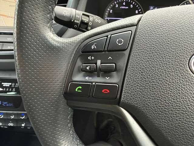 Hyundai TUCSON 1.6 T-GDi GO! SE SUV 5dr Petrol DCT Euro 6 (177 ps) Grey