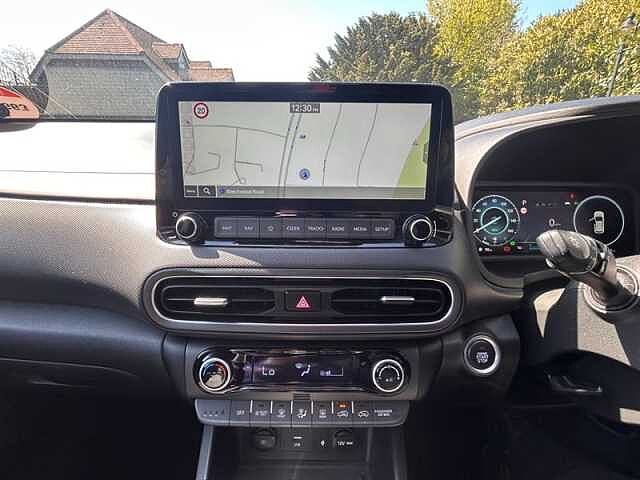 Hyundai KONA 1.6 h-GDi Ultimate SUV 5dr Petrol Hybrid DCT Euro 6 (s/s) (141 ps)