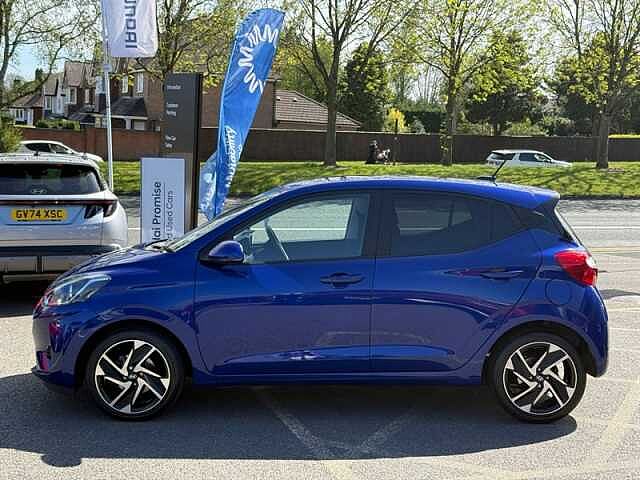 Hyundai i10 1.0 Premium Hatchback 5dr Petrol Auto Euro 6 (s/s) (67 ps)