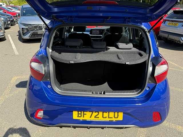Hyundai i10 1.0 Premium Hatchback 5dr Petrol Auto Euro 6 (s/s) (67 ps)