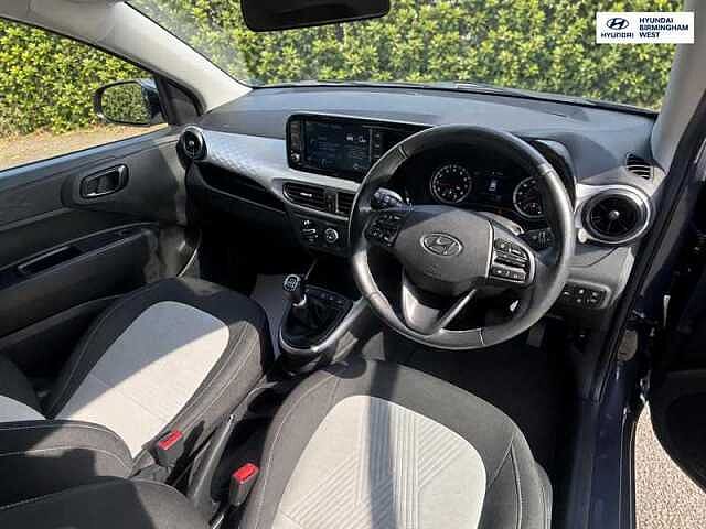 Hyundai I10 1.2 Premium Hatchback 5dr Petrol Manual Euro 6 (s/s) (84 ps) Grey