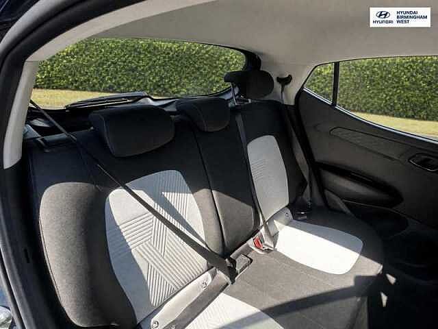 Hyundai I10 1.2 Premium Hatchback 5dr Petrol Manual Euro 6 (s/s) (84 ps) Grey