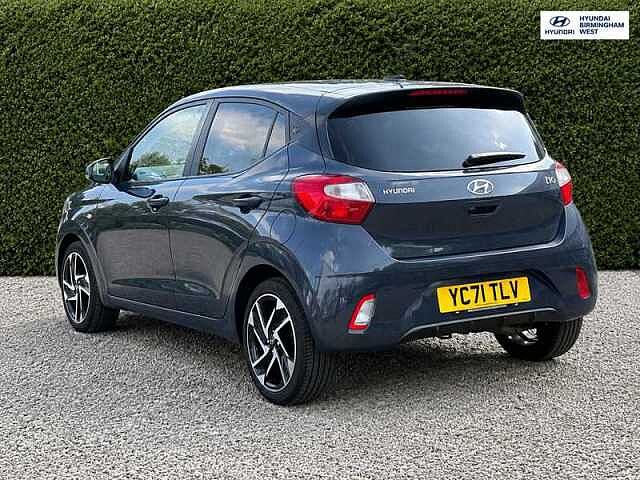 Hyundai I10 1.2 Premium Hatchback 5dr Petrol Manual Euro 6 (s/s) (84 ps) Grey