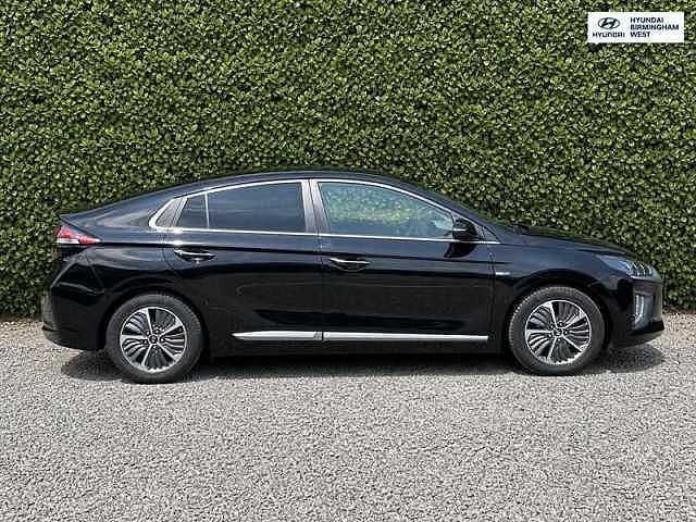 Hyundai IONIQ 1.6 h-GD GPFi 8.9kWh Premium SE Hatchback 5dr Petrol Plug-in Hybrid DCT Euro 6 ( Black