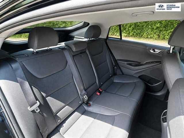 Hyundai IONIQ 1.6 h-GD GPFi 8.9kWh Premium SE Hatchback 5dr Petrol Plug-in Hybrid DCT Euro 6 ( Black