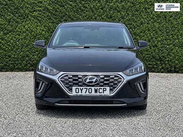 Hyundai IONIQ 1.6 h-GD GPFi 8.9kWh Premium SE Hatchback 5dr Petrol Plug-in Hybrid DCT Euro 6 ( Black
