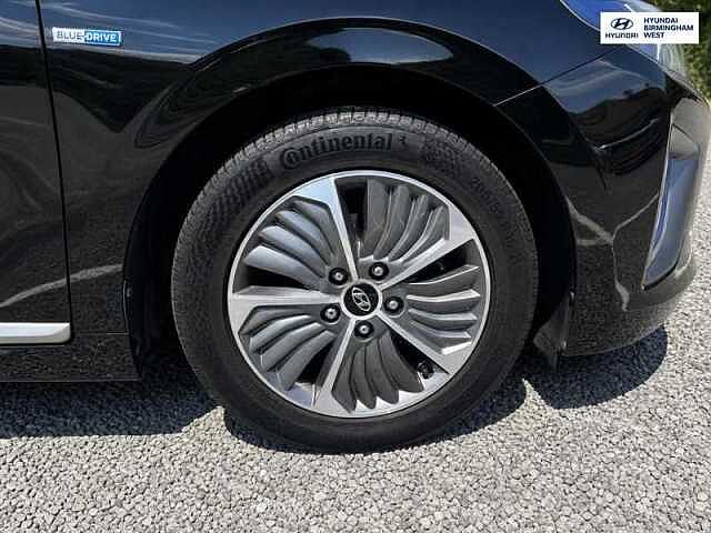 Hyundai IONIQ 1.6 h-GD GPFi 8.9kWh Premium SE Hatchback 5dr Petrol Plug-in Hybrid DCT Euro 6 ( Black