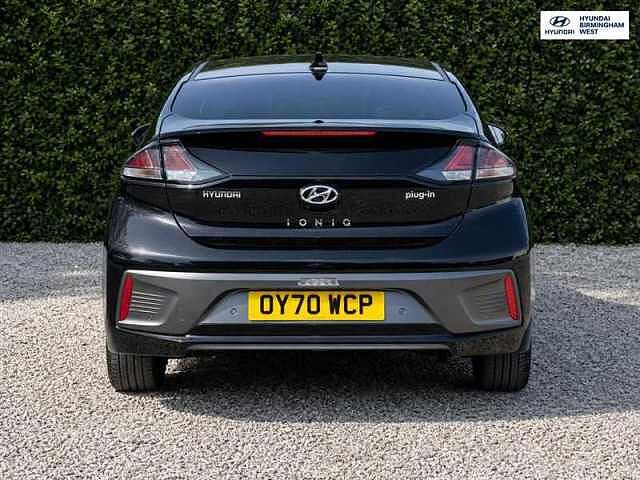 Hyundai IONIQ 1.6 h-GD GPFi 8.9kWh Premium SE Hatchback 5dr Petrol Plug-in Hybrid DCT Euro 6 ( Black