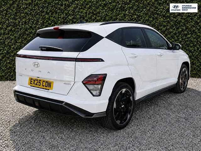 Hyundai KONA 65.4kWh N Line SUV 5dr Electric Auto (218 ps) White