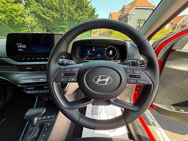 Hyundai BAYON 1.0 T-GDi Tech Line SUV 5dr Petrol DCT Euro 6 (s/s) (90 ps)