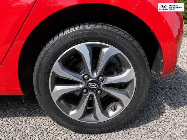 Hyundai i10 1.2 Premium SE Hatchback 5dr Petrol Auto Euro 6 (87 ps)