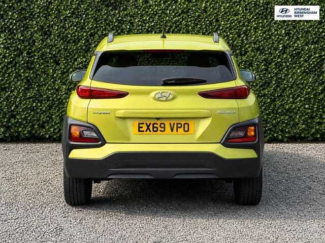 Hyundai KONA 1.0 T-GDi SE SUV 5dr Petrol Manual Euro 6 (s/s) (120 ps) Yellow
