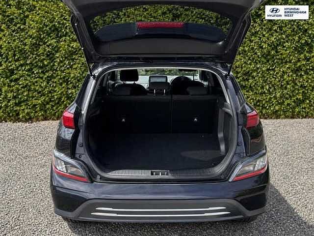Hyundai KONA 64kWh Premium SUV 5dr Electric Auto (10.5kW Charger) (204 ps)