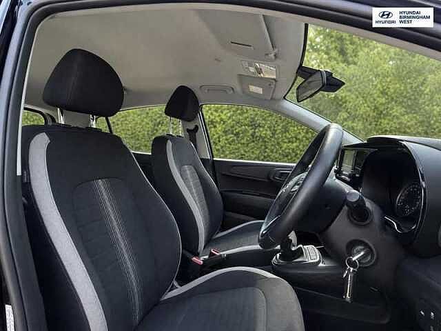 Hyundai i10 1.2 SE Connect Hatchback 5dr Petrol Manual Euro 6 (s/s) (84 ps)