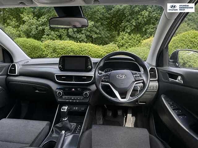Hyundai TUCSON 1.6 GDi SE Nav SUV 5dr Petrol Manual Euro 6 (s/s) (132 ps)