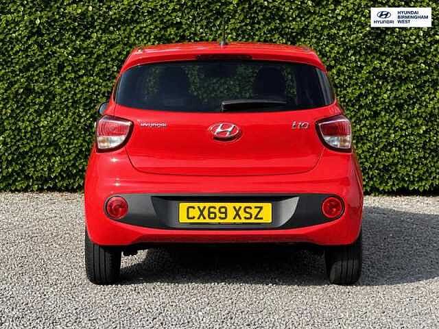 Hyundai i10 1.0 Play Hatchback 5dr Petrol Manual Euro 6 (67 ps)