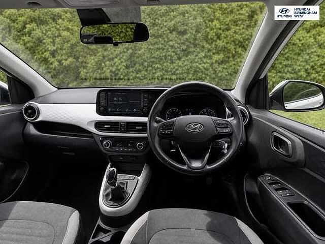 Hyundai i10 1.2 Premium Hatchback 5dr Petrol Auto Euro 6 (s/s) (84 ps)