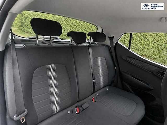 Hyundai i10 1.2 Premium Hatchback 5dr Petrol Auto Euro 6 (s/s) (84 ps)