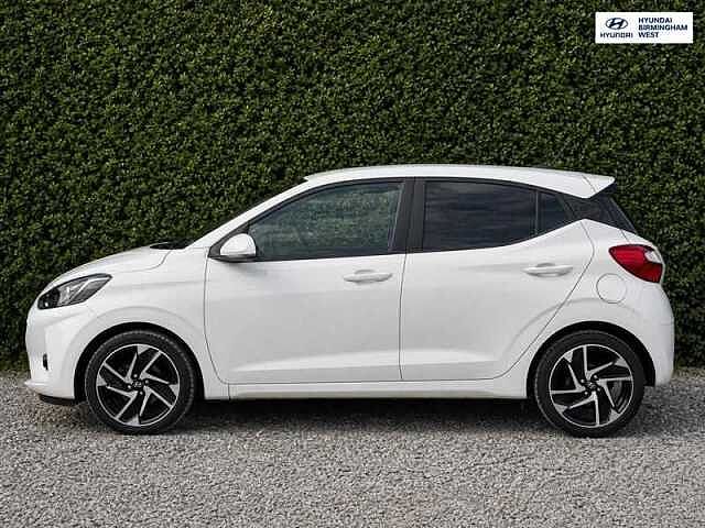 Hyundai i10 1.2 Premium Hatchback 5dr Petrol Auto Euro 6 (s/s) (84 ps)