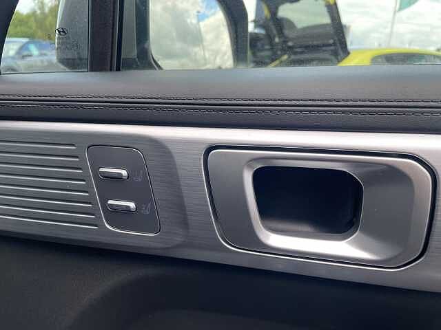 Hyundai Santa Fe 1.6 T-GDi 13.8kWh Ultimate Auto 4WD Euro 6 (s/s) 5dr