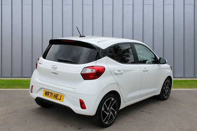 Hyundai I10 1.0 Premium Euro 6 (s/s) 5dr White