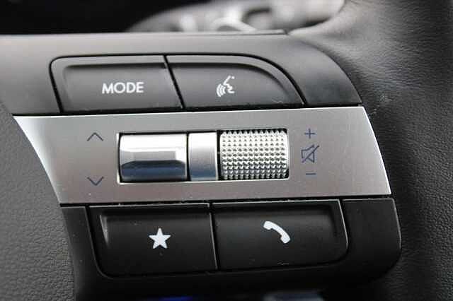 Hyundai TUCSON 1.6 T-GDi 13.8kWh Ultimate Auto 4WD Euro 6 (s/s) 5dr Grey