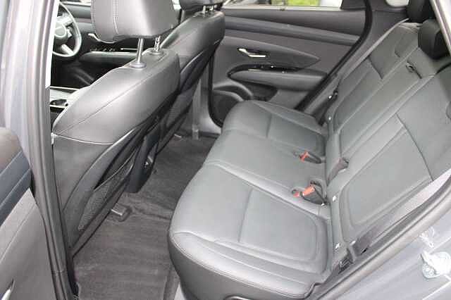 Hyundai TUCSON 1.6 T-GDi 13.8kWh Ultimate Auto 4WD Euro 6 (s/s) 5dr Grey