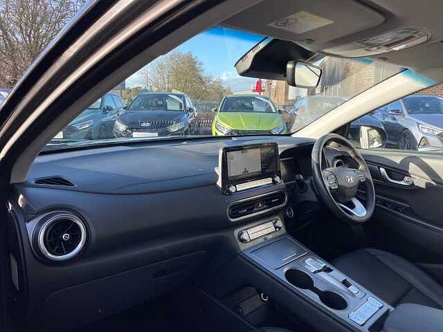 Hyundai KONA 64kWh Ultimate Auto 5dr (10.5kW Charger)