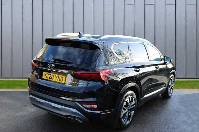 Hyundai SANTA FE 2.2 CRDi Premium SE Auto 4WD Euro 6 (s/s) 5dr 7 Seat Black