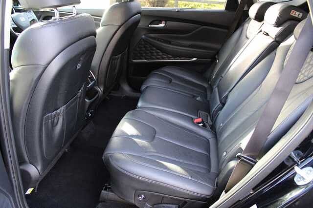 Hyundai SANTA FE 2.2 CRDi Premium SE Auto 4WD Euro 6 (s/s) 5dr 7 Seat Black