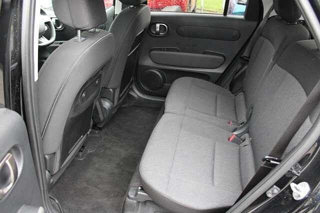 Hyundai INSTER Long Range 49kWh 02 Auto 5dr