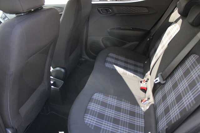 Hyundai i10 1.2 Premium Auto Euro 6 (s/s) 5dr