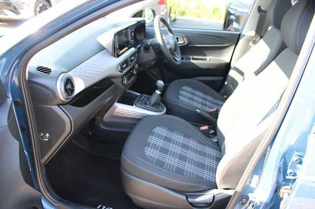 Hyundai I10 1.2 Premium Euro 6 (s/s) 5dr Blue