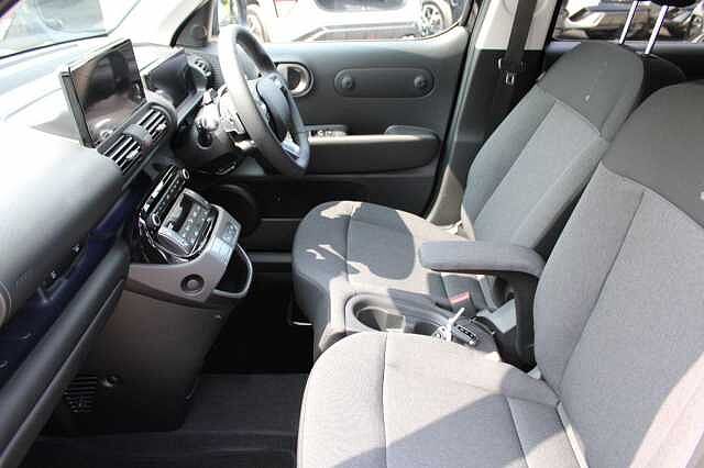 Hyundai INSTER Long Range 49kWh 02 Auto 5dr Black