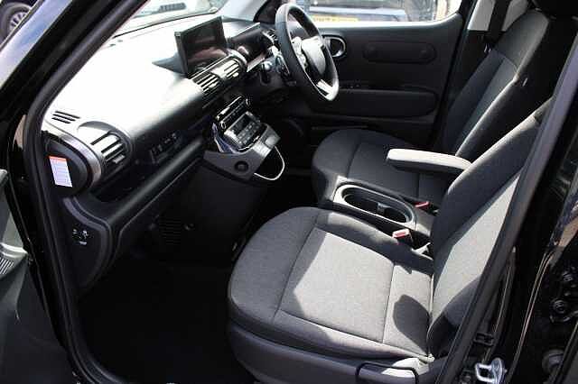 Hyundai INSTER Long Range 49kWh 02 Auto 5dr Black