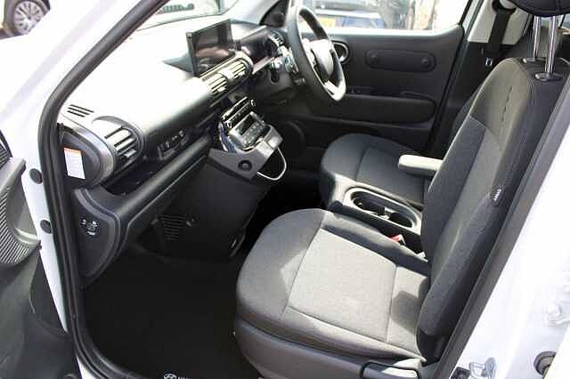 Hyundai INSTER Long Range 49kWh 02 Auto 5dr