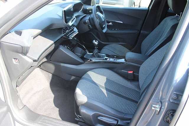 Peugeot 2008 1.2 PureTech Allure Euro 6 (s/s) 5dr