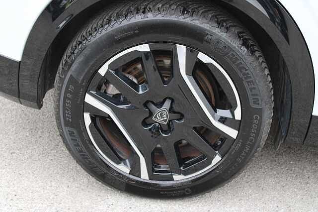 Peugeot E-3008 73kWh GT Auto 5dr