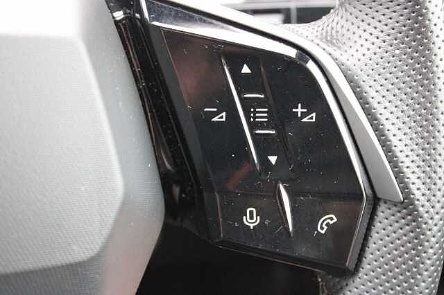 Peugeot E-3008 73kWh GT Auto 5dr