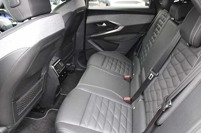 Peugeot E-3008 73kWh GT Auto 5dr