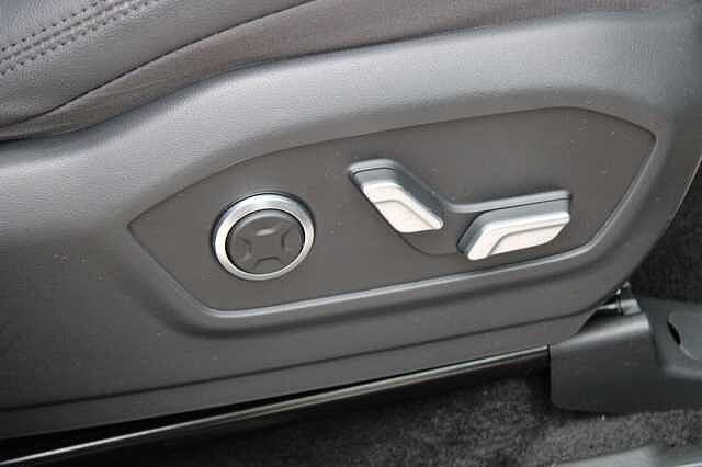 Hyundai Santa Fe 1.6 T-GDi 13.8kWh Ultimate Auto 4WD Euro 6 (s/s) 5dr (7Seat)