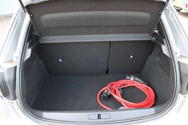 Peugeot E-208 50kWh Allure Premium + Auto 5dr (7.4kW Charger)