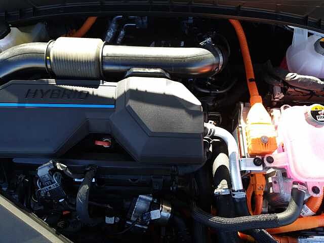 Hyundai TUCSON 1.6T Hybrid Premium 5dr Auto White