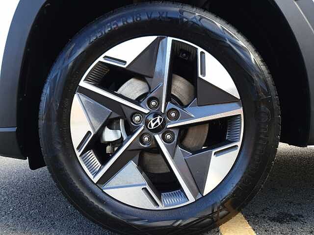 Hyundai TUCSON 1.6T Hybrid Premium 5dr Auto White