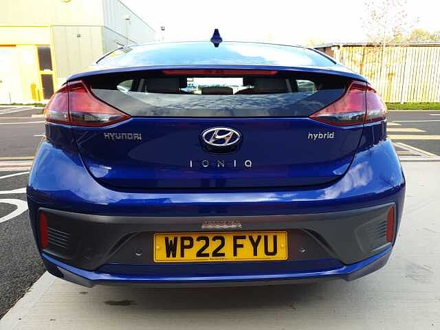 Hyundai IONIQ 1.6 GDi Hybrid Premium SE 5dr DCT