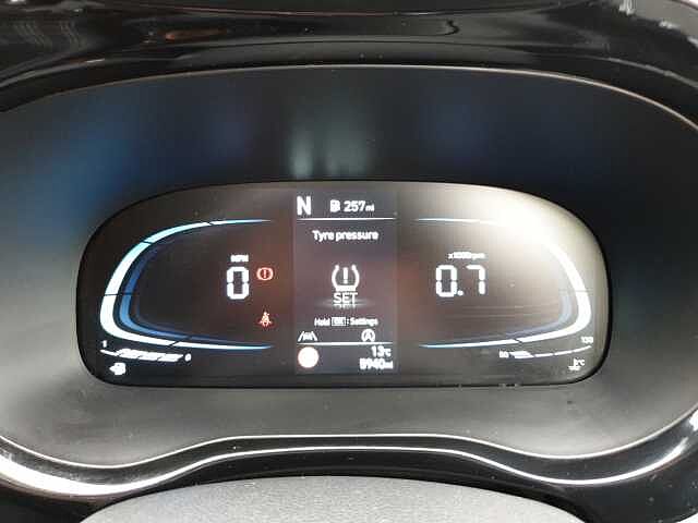 Hyundai i10 1.0 MPi Premium 5dr Auto