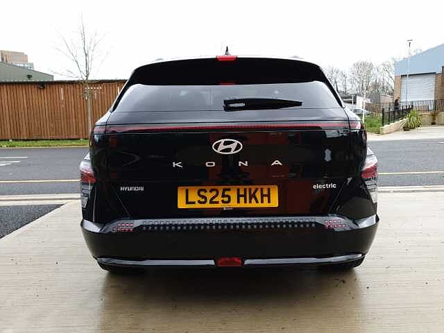 Hyundai KONA 160kW Ultimate 65kWh 5dr Auto Black